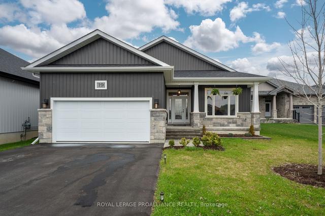 19 Sabrina Ave, House detached with 3 bedrooms, 3 bathrooms and 6 parking in Quinte West ON | Image 12