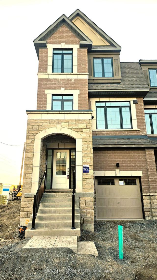 59 Selfridge Way, Townhouse with 3 bedrooms, 3 bathrooms and 2 parking in Whitby ON | Image 1