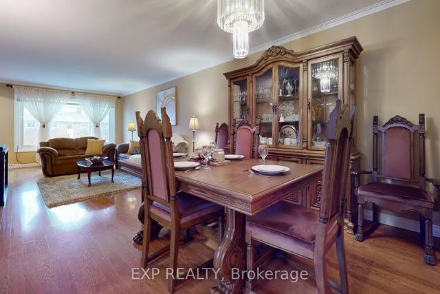 69 Navenby Cres, House semidetached with 3 bedrooms, 2 bathrooms and 4 parking in Toronto ON | Image 4