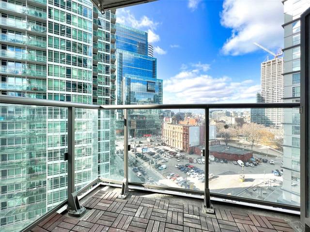 1501 - 373 Front St W, Condo with 1 bedrooms, 1 bathrooms and 1 parking in Toronto ON | Image 12