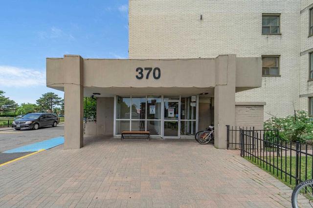 404 - 370 Dixon Rd, Condo with 3 bedrooms, 1 bathrooms and 1 parking in Toronto ON | Image 23