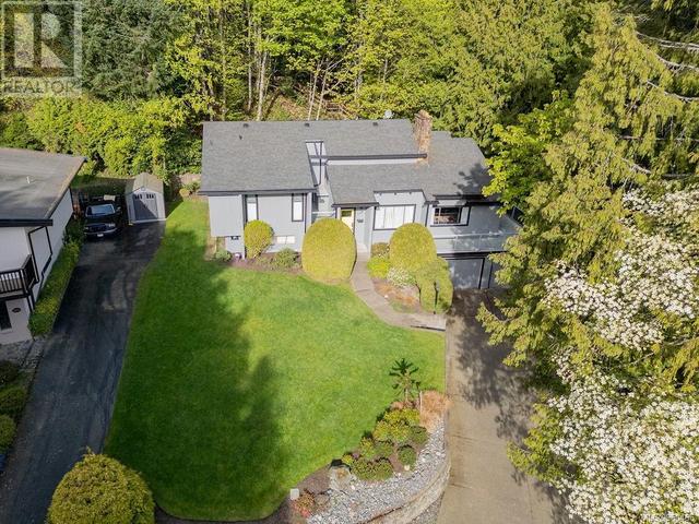 5095 Catalina Terr, House detached with 4 bedrooms, 3 bathrooms and 6 parking in Saanich BC | Image 43