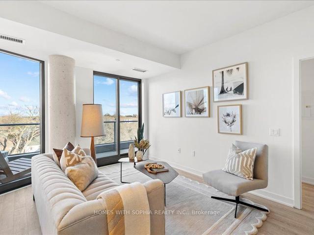 607 - 250 Lawrence Ave W, Condo with 2 bedrooms, 2 bathrooms and 1 parking in Toronto ON | Image 3