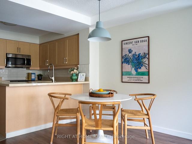 315 - 205 The Donway W, Condo with 2 bedrooms, 2 bathrooms and 1 parking in Toronto ON | Image 37