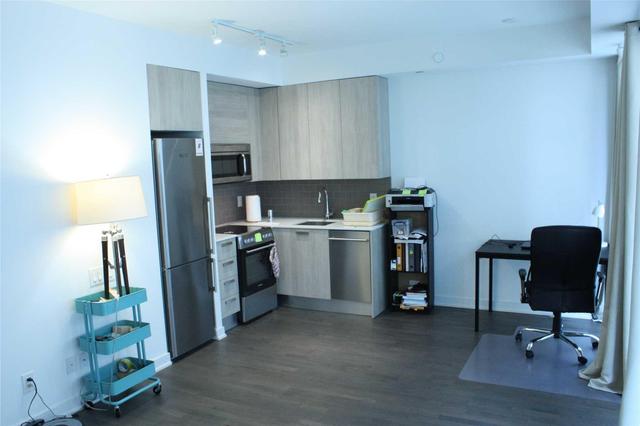 909 - 57 St Joseph St, Condo with 0 bedrooms, 1 bathrooms and null parking in Toronto ON | Image 3
