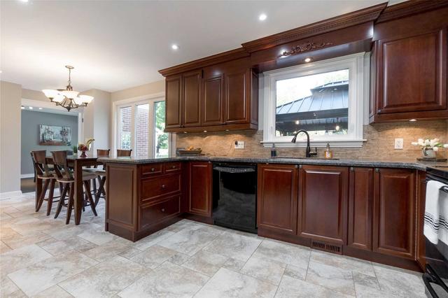 45 Fagan Dr, House detached with 5 bedrooms, 3 bathrooms and 3 parking in Halton Hills ON | Image 21