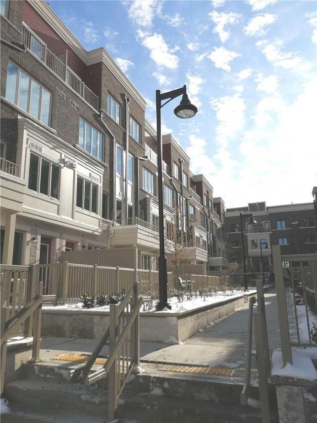 7 - 100 Long Branch Ave, Townhouse with 2 bedrooms, 3 bathrooms and 1 parking in Toronto ON | Image 2