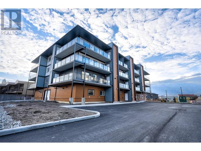 5640 - 51st Street Unit# 208, Condo with 2 bedrooms, 2 bathrooms and 1 parking in Osoyoos BC | Image 1
