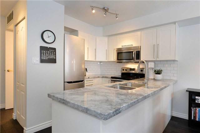 1126 - 50 East Liberty St, Townhouse with 2 bedrooms, 2 bathrooms and 1 parking in Toronto ON | Image 9