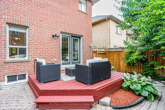 80 Bowler St, House attached with 3 bedrooms, 4 bathrooms and 2 parking in Aurora ON | Image 32