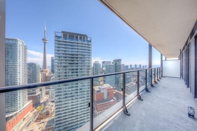 3113 - 125 Peter St, Condo with 2 bedrooms, 2 bathrooms and 1 parking in Toronto ON | Image 5