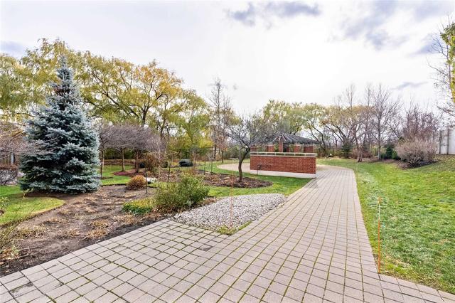 801 - 40 Old Mill Rd, Condo with 2 bedrooms, 2 bathrooms and 2 parking in Oakville ON | Image 19