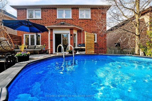 407 Renzius Crt, House detached with 4 bedrooms, 3 bathrooms and 6 parking in Newmarket ON | Image 31