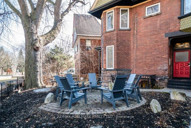 2 Bellwoods Park, House detached with 9 bedrooms, 6 bathrooms and 2 parking in Toronto ON | Image 31