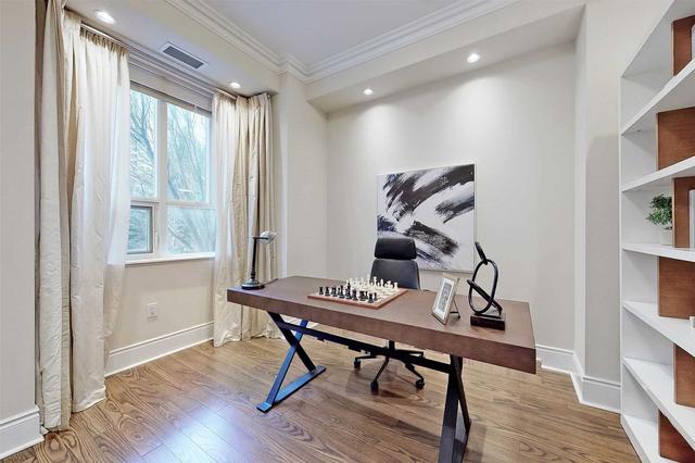 th5 - 500 Doris Ave, Townhouse with 3 bedrooms, 3 bathrooms and 3 parking in Toronto ON | Image 4