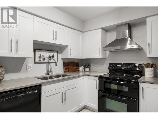 201 - 1148 Westwood Street, Condo with 2 bedrooms, 2 bathrooms and 2 parking in Coquitlam BC | Image 5