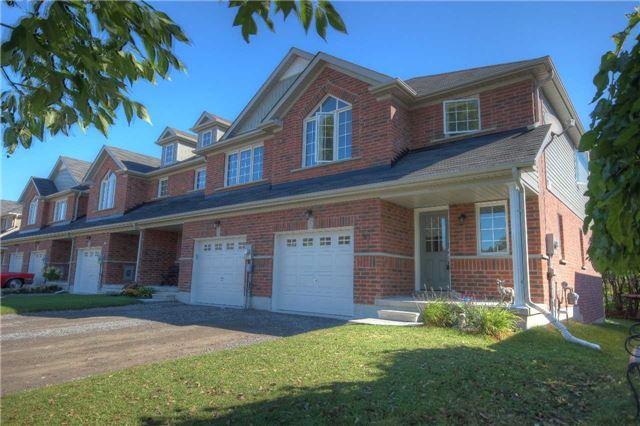 80 Mcmann Cres, House attached with 3 bedrooms, 3 bathrooms and 2 parking in Clarington ON | Image 1
