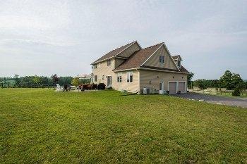 112 Mcmullen Rd, House detached with 3 bedrooms, 3 bathrooms and 4 parking in Quinte West ON | Image 8