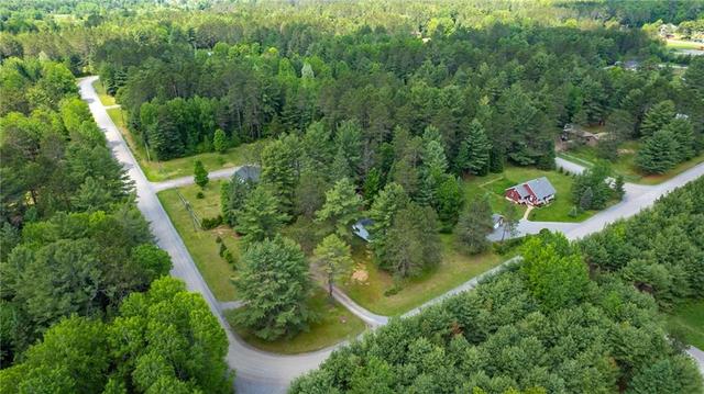 7 Eastern Road, House detached with 2 bedrooms, 1 bathrooms and 10 parking in Greater Madawaska ON | Image 8