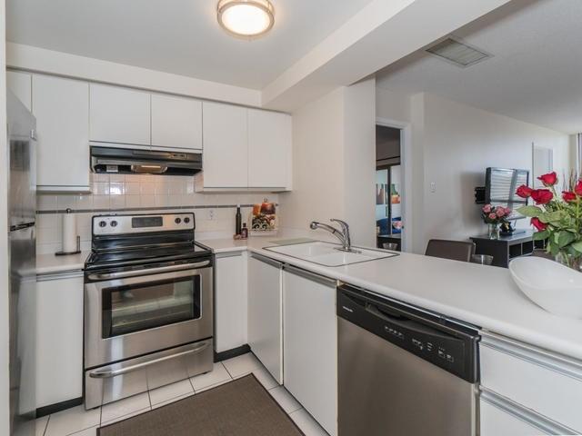uph 1 - 298 Jarvis St, Condo with 1 bedrooms, 2 bathrooms and null parking in Toronto ON | Image 9