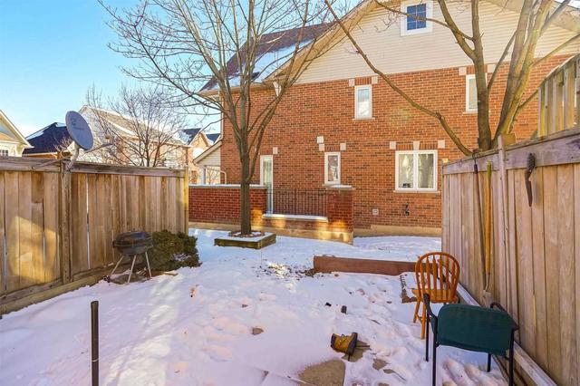 50 - 1588 South Parade Crt, Townhouse with 3 bedrooms, 2 bathrooms and 2 parking in Mississauga ON | Image 15