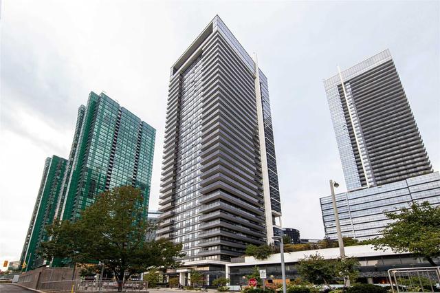 1105 - 2 Anndale Dr, Condo with 2 bedrooms, 2 bathrooms and 1 parking in Toronto ON | Image 1
