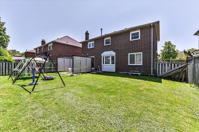 44 Cox Cres, House detached with 4 bedrooms, 4 bathrooms and 5 parking in Brampton ON | Image 21
