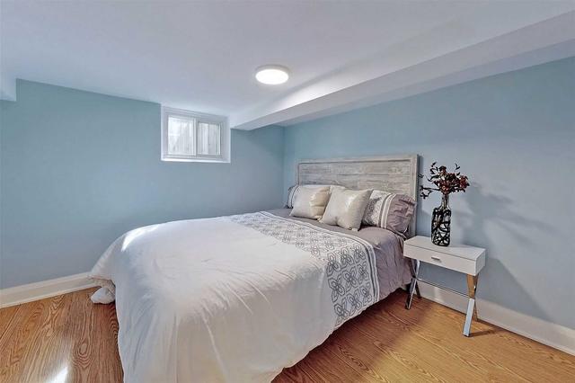 409 Mortimer Ave, House detached with 2 bedrooms, 3 bathrooms and 1 parking in Toronto ON | Image 16