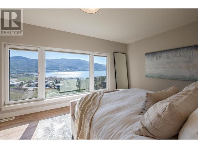 132 Skaha Hills Drive, House detached with 3 bedrooms, 2 bathrooms and 2 parking in Penticton 1 BC | Image 17