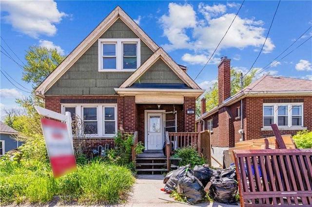 208 Burlington St E, House detached with 2 bedrooms, 1 bathrooms and 2 parking in Hamilton ON | Image 12