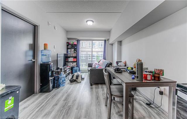 b215 - 275 Larch Street, House attached with 1 bedrooms, 1 bathrooms and null parking in Waterloo ON | Image 9
