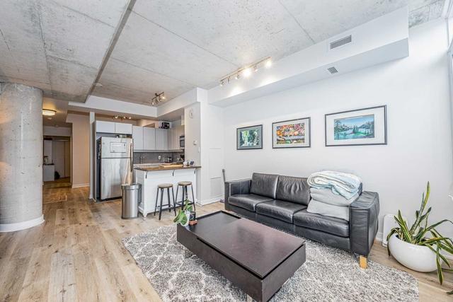 703 - 127 Queen St E, Condo with 1 bedrooms, 1 bathrooms and 0 parking in Toronto ON | Image 3