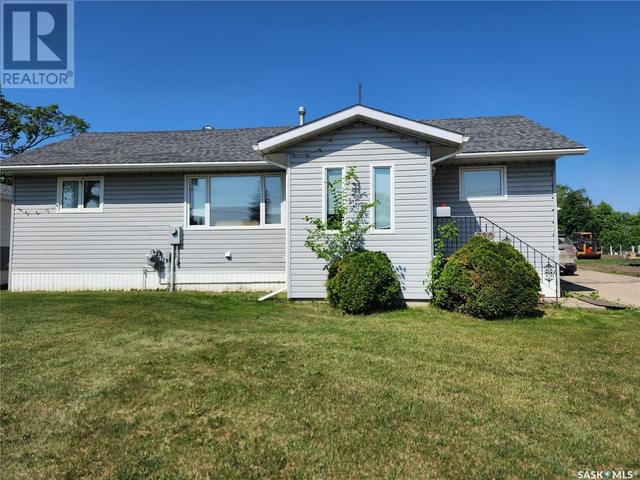 720 Stella Street, House detached with 3 bedrooms, 1 bathrooms and null parking in Grenfell SK | Image 7