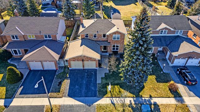 109 Rollo Dr, House detached with 3 bedrooms, 3 bathrooms and 4 parking in Ajax ON | Image 1