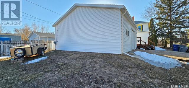 431 Dennis Street, House detached with 4 bedrooms, 3 bathrooms and null parking in Herbert SK | Image 38