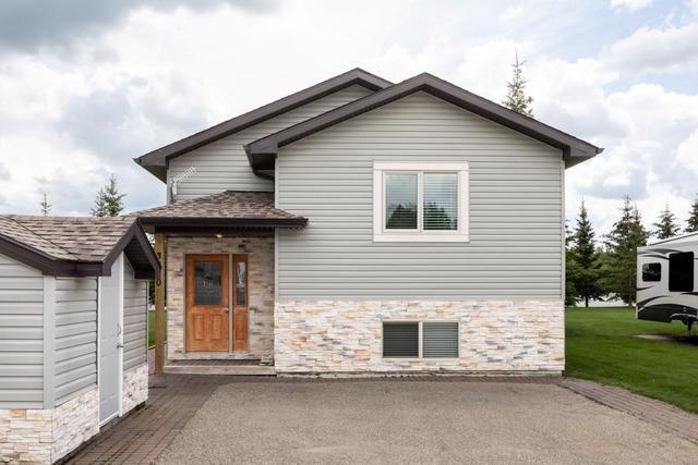 3070 - 25074 South Pine Lake Road, House detached with 3 bedrooms, 2 bathrooms and 2 parking in Red Deer County AB | Image 2