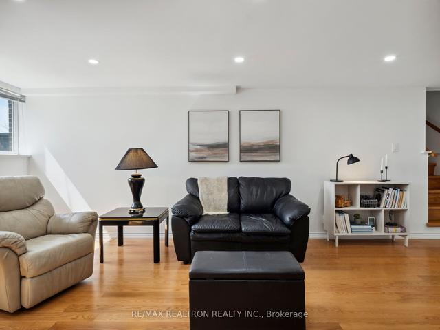 51 Sloley Rd, House detached with 4 bedrooms, 2 bathrooms and 3 parking in Toronto ON | Image 24
