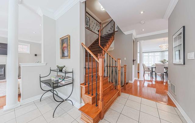 38 Gamla Rd, House detached with 5 bedrooms, 4 bathrooms and 7 parking in Vaughan ON | Image 8