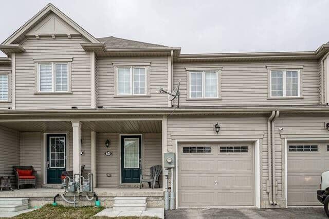 74 Munro Circ, House attached with 3 bedrooms, 3 bathrooms and 2 parking in Brantford ON | Image 1