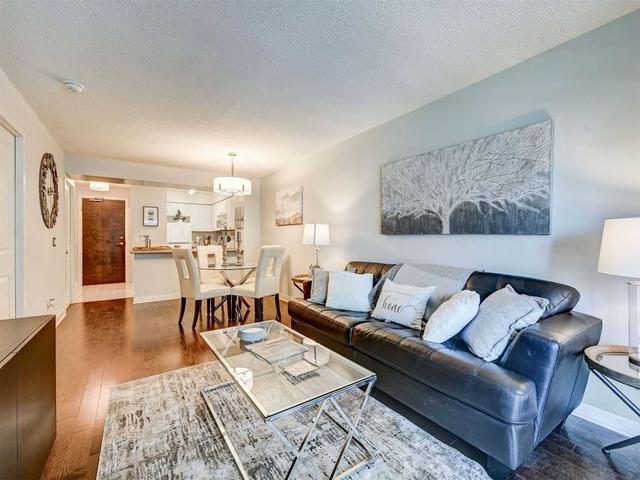 1012 - 50 Lynn Williams St, Condo with 1 bedrooms, 1 bathrooms and 1 parking in Toronto ON | Image 3