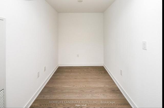 5404 - 11 Wellesley St W, Condo with 1 bedrooms, 1 bathrooms and 0 parking in Toronto ON | Image 6