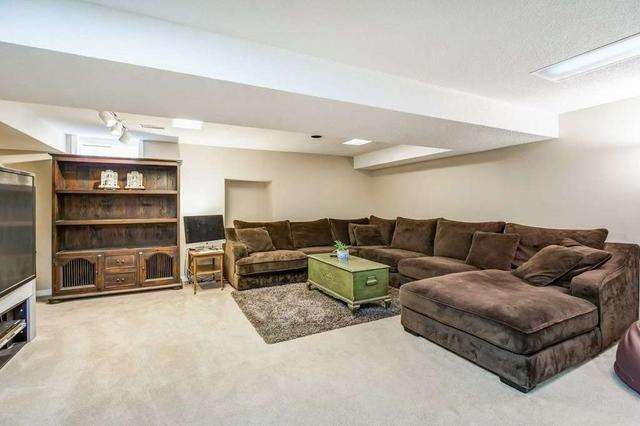 49 Spanhouse Cres, House detached with 4 bedrooms, 5 bathrooms and 6 parking in Markham ON | Image 21