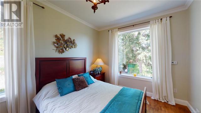 2136 Pan Dion Pl, House detached with 4 bedrooms, 4 bathrooms and 10 parking in Sooke BC | Image 23