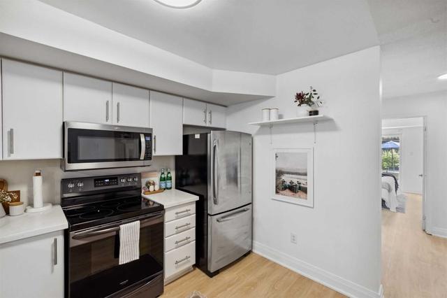 1509 - 26 Laidlaw St, Townhouse with 2 bedrooms, 1 bathrooms and 1 parking in Toronto ON | Image 4