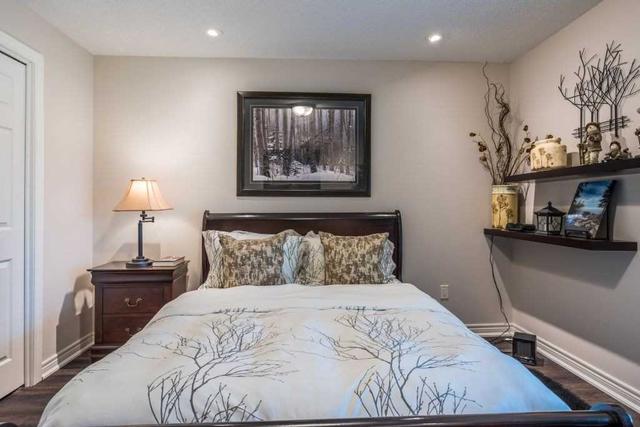 24 Navigators Tr, House detached with 1 bedrooms, 3 bathrooms and 6 parking in Kawartha Lakes ON | Image 21