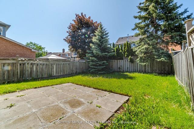 79 Rocky Mountain Cres, House detached with 4 bedrooms, 4 bathrooms and 5 parking in Brampton ON | Image 33