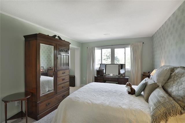 11 - 80 Sarah Lane, Townhouse with 3 bedrooms, 4 bathrooms and 2 parking in Oakville ON | Image 10