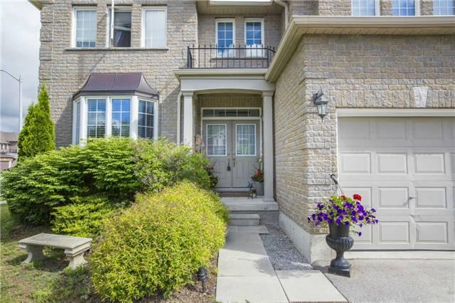 1032 Griggs Rd, House detached with 4 bedrooms, 3 bathrooms and 4 parking in Innisfil ON | Image 2