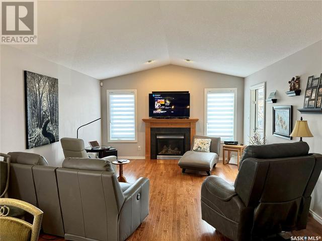 2239 Gardiner Place, House detached with 4 bedrooms, 3 bathrooms and null parking in Regina SK | Image 3
