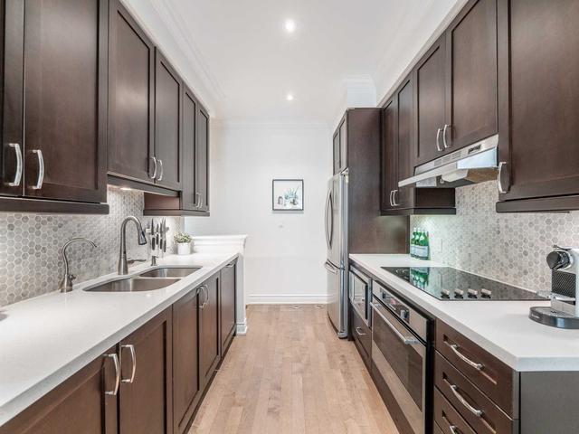 2162 Bayview Ave, Townhouse with 3 bedrooms, 3 bathrooms and 2 parking in Toronto ON | Image 37